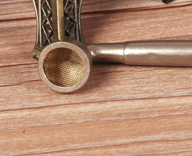Smoking pipe screen