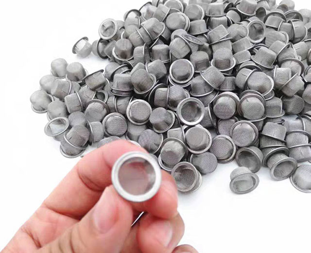 Smoking pipe screen