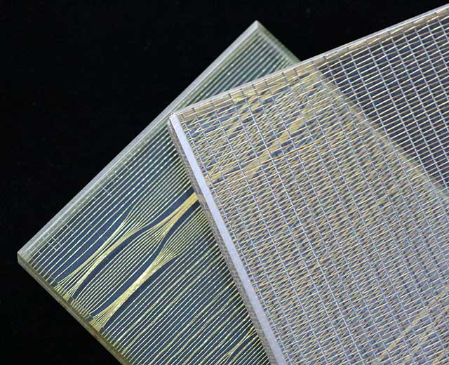 Laminated glass metal mesh