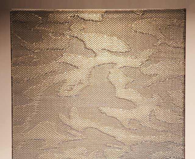 Laminated glass metal mesh