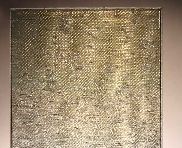 Laminated glass metal mesh