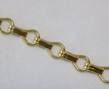 What are the main advantages of curtain wall decoration net?