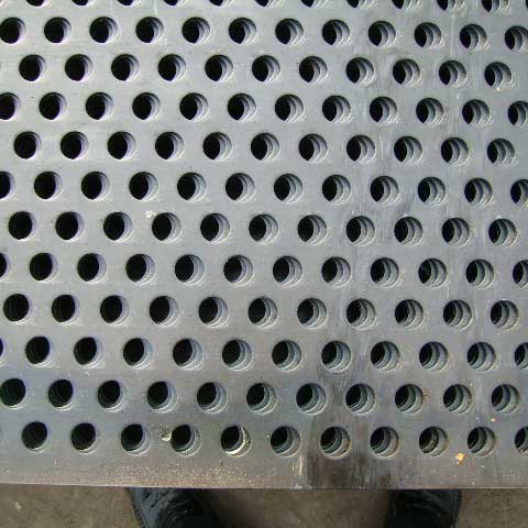 Features of Perforate Metal Mesh from Qunkun Metal China