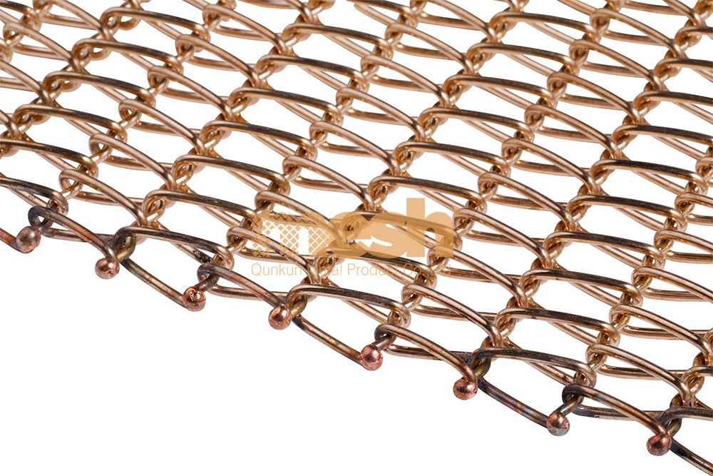 The Key to Prolonging the Beauty and Quality of Spiral Decorative Mesh Belts through Long-Term Maintenance