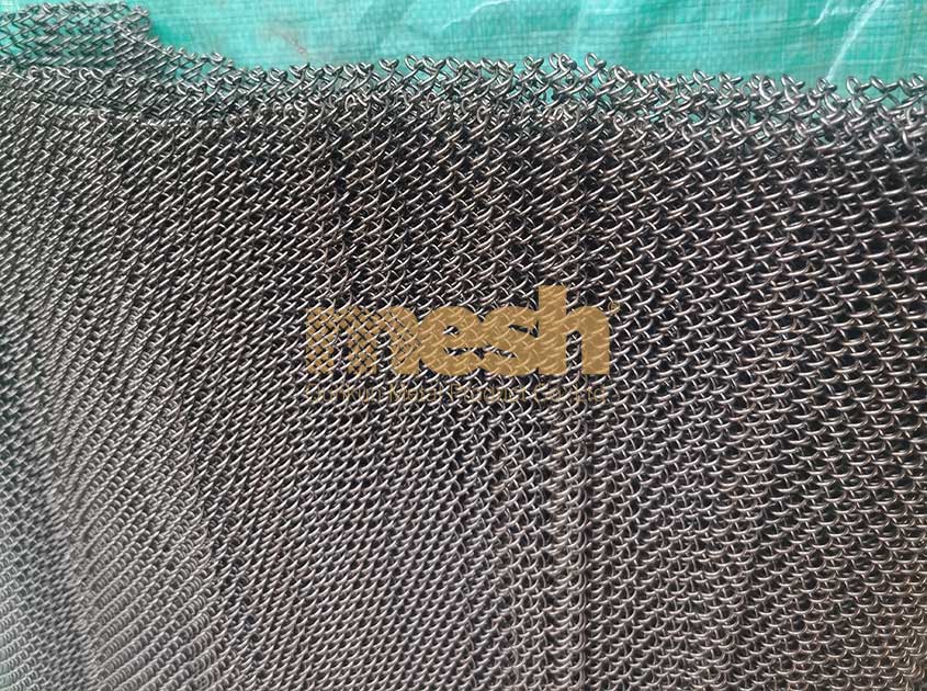 Metal Coil Drapery in Museum Exhibits: Showcasing Artifacts